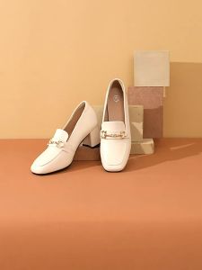 ส้นสูง คัชชู ผญ รองเท้า ผ้าย้อนยุคฝรั่งเศส คัทชู หุ้มส้น สีอสัมพันธ์