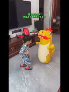 Đồ chơi Lật đật bơm hơi đáy rỗng hình khung long cao 95cm cho bé em-đồ chơi đấm bốc cột Tumbler giải nén giúp trẻ tập thể dục