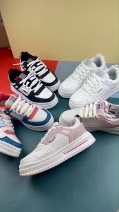 คลินิก รองเท้าผ้าใบผู้หญิง แบบผูกเชือก, สูง 1.5 นิ้ว, รุ่น BJW1015