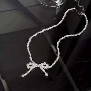 Japanese and Korean style light luxury sweet pearl bow necklace colorfast versatile and high-end beaded collarbone chain for s