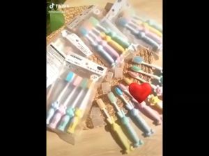Set 04 chiếc Bàn chải đánh răng trẻ em xuất Nhật Bản chải cho bé hình thú ngộ ngĩnh mềm mại (Hàng cao cấp)