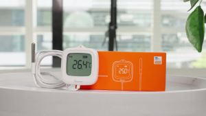 Sonoff | SONOFF SNZB-02D Zigbee 2.5" LCD Smart Temperature Humidity Sensor ZigBee Standard Compatible Smart Scene with ZBBrige-P Alexa