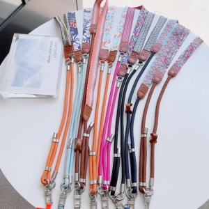 Colorful Adjustable Long Lanyard for Mobile Cell Phone Candy Solid Color Crossbody Necklace Anti-Lost Strap for Phone Universal