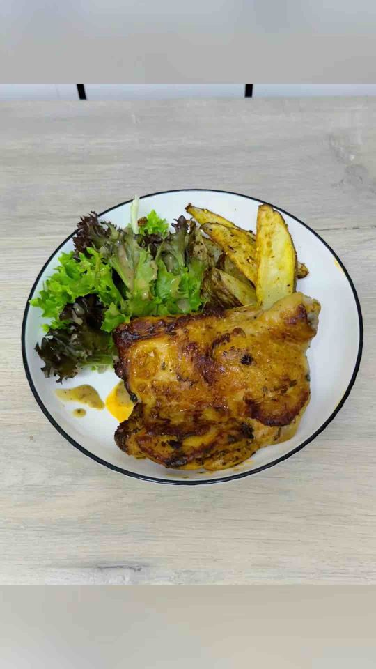 Signature Marinated Chicken Chop 招牌腌制无骨鸡扒(250gm+-)No Spicy