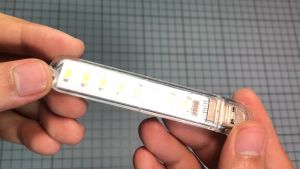 Đèn LED 8 bóng mini siêu sáng cắm cổng usb 5V sạc dự phòng nhỏ gọn tiện lợi ánh sáng trắng vàng