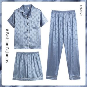 ชุดนอนผ้าไหมน้ำแข็งสามชิ้นสำหรับผู้ชาย แขนสั้นบาง ขนาดใหญ่ เสื้อผ้าอยู่บ้านฤดูใบไม้ผลิและฤดูใบไม้ร่วง แฟชั่นสตรีท