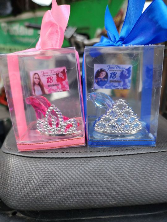 BIRTHDAY DEBUT SOUVENIR CROWN WITH ACRYLIC SHOES 25PCS PER ORDER Lazada Lazada PH