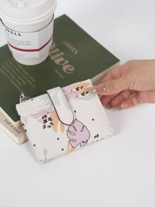 SeaGloca Dompet Kecil Motif Bunga Tempat Kartu Simple Terdapat Pengunci Fungsional cocok untuk Hadiah Wanita No. 24