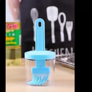 Portable Oil Brush Egg Liquid Brush Kitchen Pancake BBQ Cooking Integrated Oil Pot Brush With Bottle Dustproof Baking Utensils
