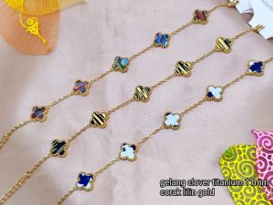 TITANIUM GELANG BUNGA PERHISAN WANITA