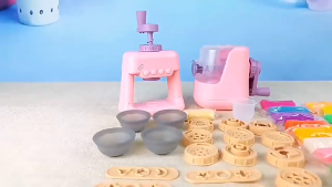 Kids Non-Toxic Play Dough Making Kit Realistic Ice Cream & Noodle Molds Educational DIY Toy Birthday Gift Mainan Tanah Masak-Masak
