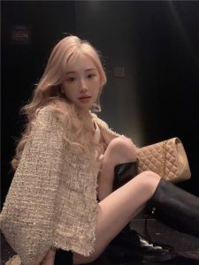 French Tassel Short Coat Womens Miniature Autumn Winter 2024 New High-End Thick Tweed Lady Top Button round Neck Long Sleeve