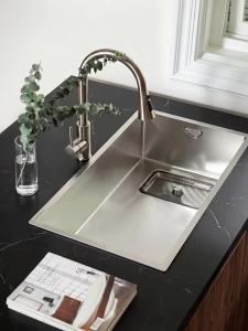 HIGOLD | Patterned Handmade Large Single Bowl Kitchen Sink 304 Stainless Steel