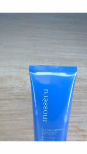 Mosseru Jojoba Beads Facial & Body Wash 5X Hyaluronic Hydrating Jelly Cleanser