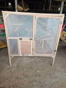 กรงเเมวกันยุงกันงู ล้อม2ชั้นลวด+กันยุง ประตูบานใหญ่1-บานเล็ก1+ชั้นนอนในกรง3ชั้น ขนาด100*90*90ซม.