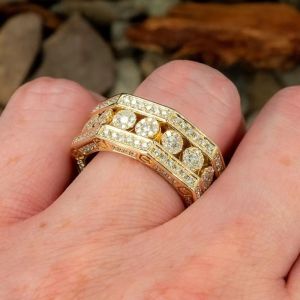 Huitan Luxury Octagon Design Women Rings Full Bling Bling CZ Gold Color Wedding Engagement Band Accessories New Trendy Jewelry