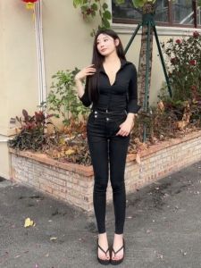 High Waist Black Denim Jeans Womens Style Side Buttoned Slim Fit Elastic Slimming Butt Lifting Frayed Nine Point Small Foot Pants