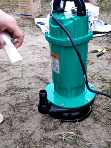 REAIM 1HP/2HP Heavy Duty Submersible Sewage Water Pump 220V Cutting Pump for Flood Drainage Farm Irrigation and Drainage