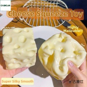 CHUNCAN | Cheese Stress Relief Pinch Toy