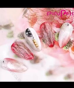 อุปกรณ์ทําเล็บสติกเกอร์ตาข่ายแซลลี่ตาข่าย 8 แบบสติกเกอร์ติดเล็บตาข่ายสีแดง DIY อุปกรณ์ทําเล็บตาข่ายสุดหรู