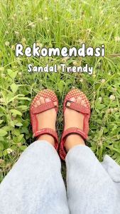 Go Pro Adventure: Sandal Gunung Wanita Keyko L