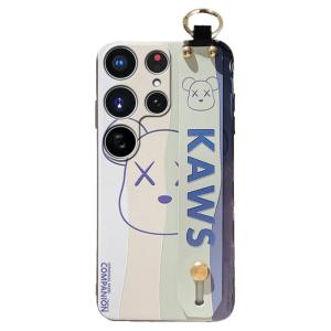 Fashionable Cartoon Silicone Phone Case with Wristband Full Edge Protection Anti-Fall for Samsung S23 ULTRA Couple Friendly
