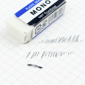 Tombow ญี่ปุ่น tombow ลายแมลงปอ MONO ยางลบสะอาดไม่มีเศษสำหรับวาดรูปเครื่องเขียนสำหรับนักเรียนประถม2เทียบกับหนังช้าง