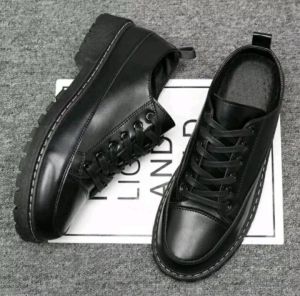 Sepatu Pria Kulit Casual Formal Docmart Carlos Hitam