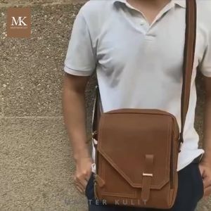 Tas Slempang Pria Full Kulit Sapi Vintage Crazy Horse Mk035