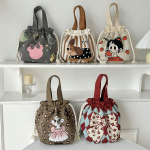 Túi Xách Q Phiên Bản Của GomwithFlow Túi Xách Bằng Vải Mềm Có Dây Rút Dùng Hàng Ngày Cho Người Lớn Túi Đựng Cơm Trưa Hình Gấu Trúc