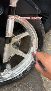 TOP SELLER BOSS Care Aluminum Cleaner Restorer Spray Bottle Wheel Rim Polish Brightener Wash Shine Formula Protection Detail Supply Professional Heavy Duty Formula For Oxidation Removal Brightening Alloy Rims Maintenance Liquid  Spray