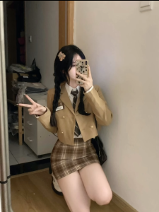 ชุดสูทสไตล์อเมริกันสำหรับสาวๆ ชุดกระโปรงสั้นเอวสูง ชุดนักเรียน ชุดนักศึกษา ชุดทำงาน ชุดแฟชั่น ชุดสามชิ้น ชุดกระโปรงสั้น