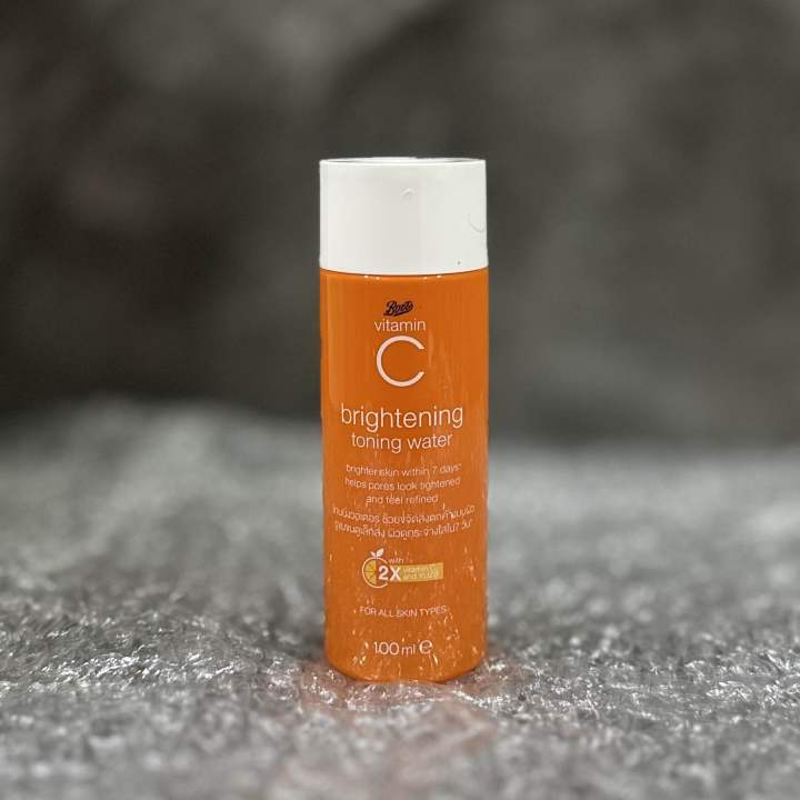 Boots Vitamin C Brightening Toning Water 100ml บู๊ทส์วิตามินซี - Main Image
