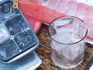 ที่ทำน้ำแข็ง มีฝา ได้ 12 ก้อน ถาดน้ำแข็งพร้อมฝา บล็อคน้ำแข็งคละสี 2 ถาด