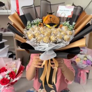 buket wisuda teddy bear | buket boneka toga wisuda buket coklat ferrero - valentine bouquet - buket ulang tahun - buket anniversary - buket snack - buket cokelat boneka love - kado ulang tahun