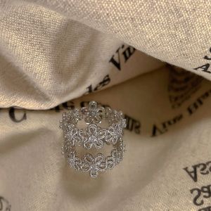 แหวนเปิดดอกไม้รูปดอกไม้ลูกไม้หวานสำหรับผู้หญิง SUGAR แหวนนิ้วชี้สไตล์หวานสไตล์เกาหลี โลหะผสม ทองแดง ทองแดงเคลือบเงิน ทองแดงเคลือบทอง