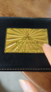 Thẻ Năng Lượng RICH WORLD – Far Infrared Quantum Card – Thẻ Vàng Cao Cấp Chính Hãng