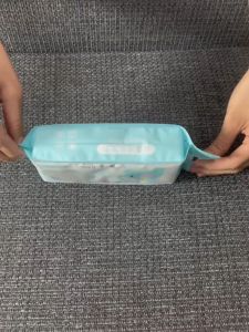 Bịch 8 gói  Khăn Ướt Mini  Bỏ Túi Tiện Lợi Khăn Ướt Tiện Dụng  1 Bịch 8 Gói Khăn Nhỏ