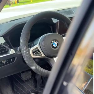 Carbon Fiber Automotive Steering Wheel Covers for Kia K5 Sportage Picanto Xceed Rio Cerato Soul Carens