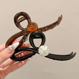 PINK EMPRESS | Large Shark Clamp Hair Clip