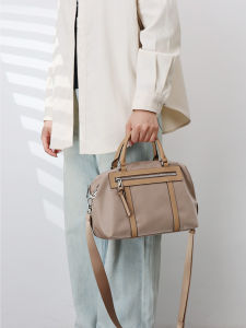 Oxford Fabric Womens Crossbody Bag Waterproof Nylon Handbag Shoulder Bag Casual Style Single Strap Medium Size Solid Color