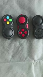Fingertip cushion decompression handle fun hand-made gift novelty decompression toy game handle can relieve stress and anxiety.