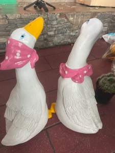 เซ็ตเป็ดคู่รักมงคล 2 ตัว (เรซิ่น) ตกแต่งบ้าน สวน เสริมฮวงจุ้ยรักมั่นคง เข้าใจกันตลอดไป