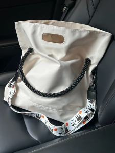 Gebao Large Capacity Commuter Tote Bag White Trendy Crossbody Shoulder Bag Simple Match All Scene Nylon Fabric Casual Style