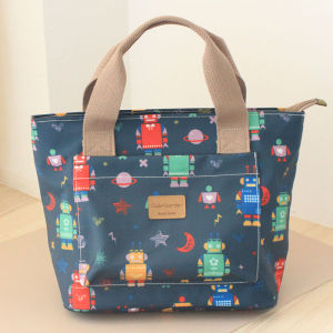 Practical Multi-Pocket Lunch Bag