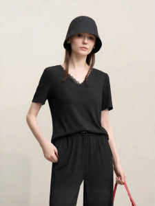 AMII | Romantic Office Lace Stitching V-neck Short Sleeve T-shirt