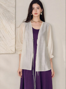 Roey s house | Elegant Lightweight Sun Protection Shirt with Lantern Sleeves