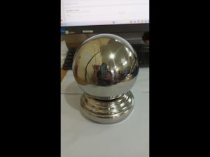 Ornamen Mahkota Stainless Steel Bola 4\" x 5\": Aksesoris Interior Modern