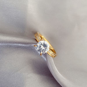 Fashionable Simulated Diamond Ring for Women Four Claw Zircon Wedding Jewelry Titanium Steel Korean Style Fresh out New