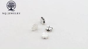 Charm S925 cỏ 4 lá xỏ ngang - NQ Jewelry